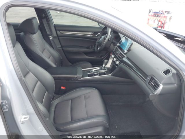 Photo 4 VIN: 1HGCV1F31NA005877 - HONDA ACCORD 