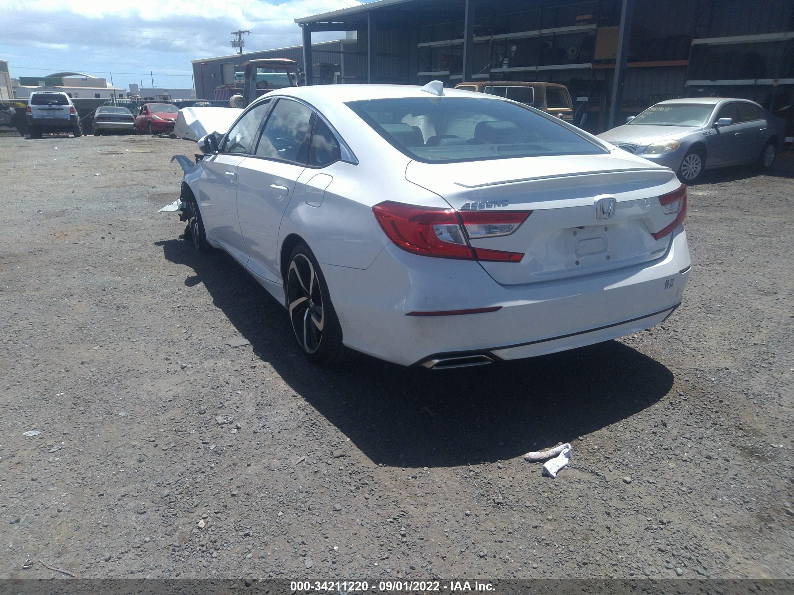 Photo 2 VIN: 1HGCV1F32JA108669 - HONDA ACCORD 