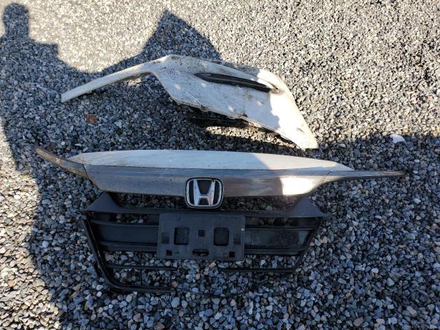 Photo 11 VIN: 1HGCV1F32JA174509 - HONDA ACCORD SPO 