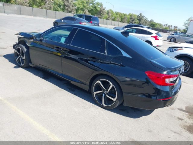 Photo 2 VIN: 1HGCV1F32JA200249 - HONDA ACCORD 