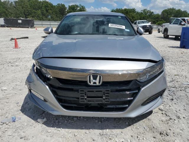 Photo 4 VIN: 1HGCV1F32JA209887 - HONDA ACCORD 