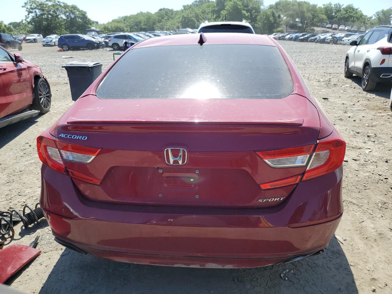 Photo 5 VIN: 1HGCV1F32JA217875 - HONDA ACCORD 