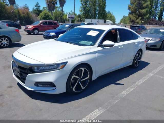 Photo 1 VIN: 1HGCV1F32JA226835 - HONDA ACCORD 