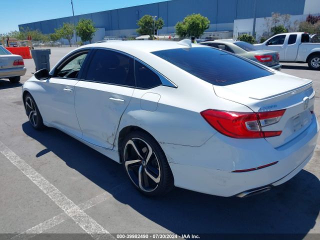 Photo 2 VIN: 1HGCV1F32JA226835 - HONDA ACCORD 