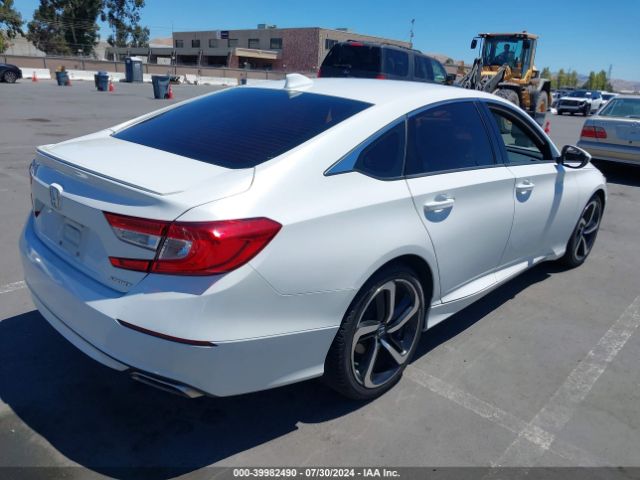 Photo 3 VIN: 1HGCV1F32JA226835 - HONDA ACCORD 