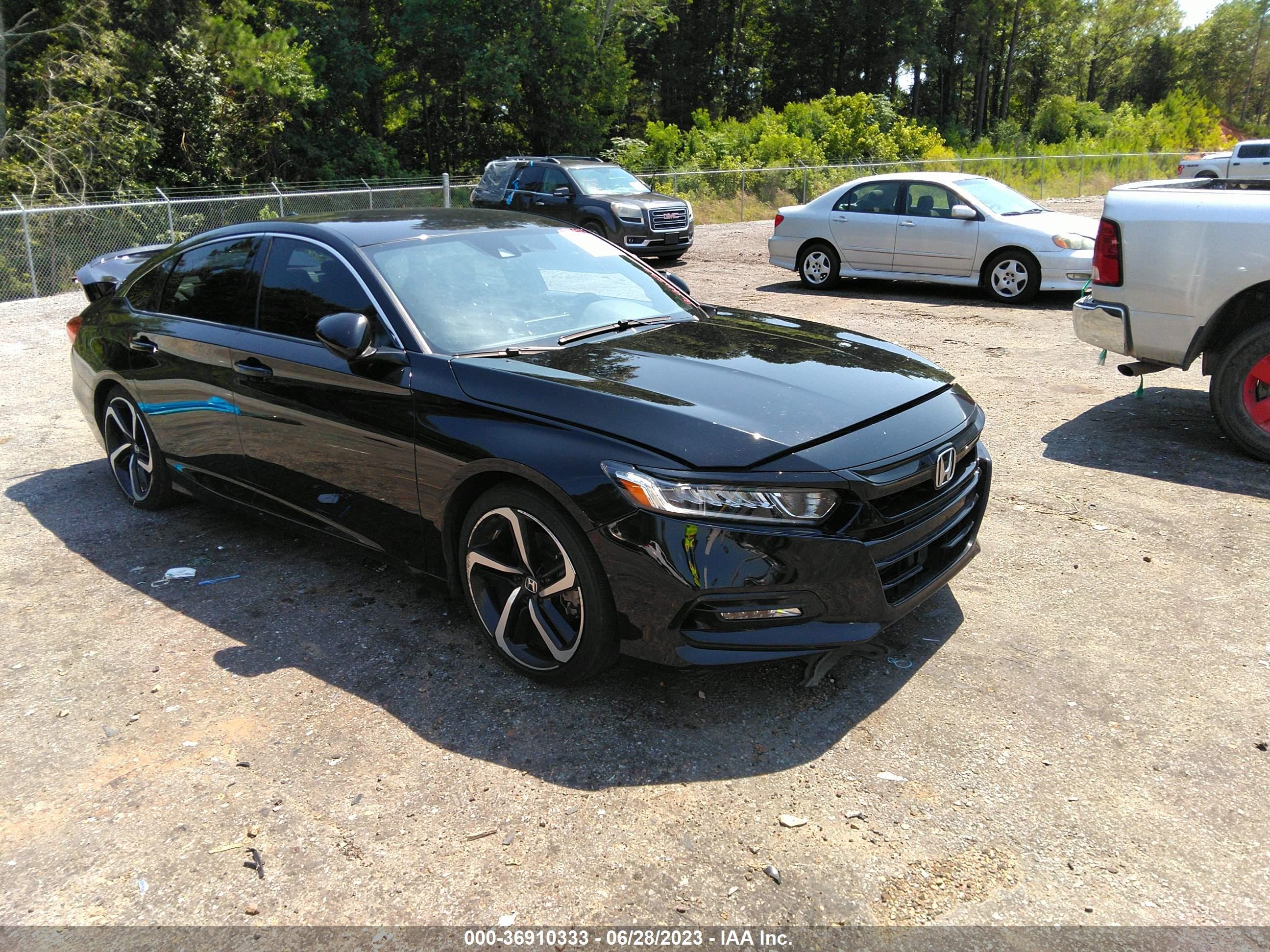 Photo 0 VIN: 1HGCV1F32JA265439 - HONDA ACCORD 