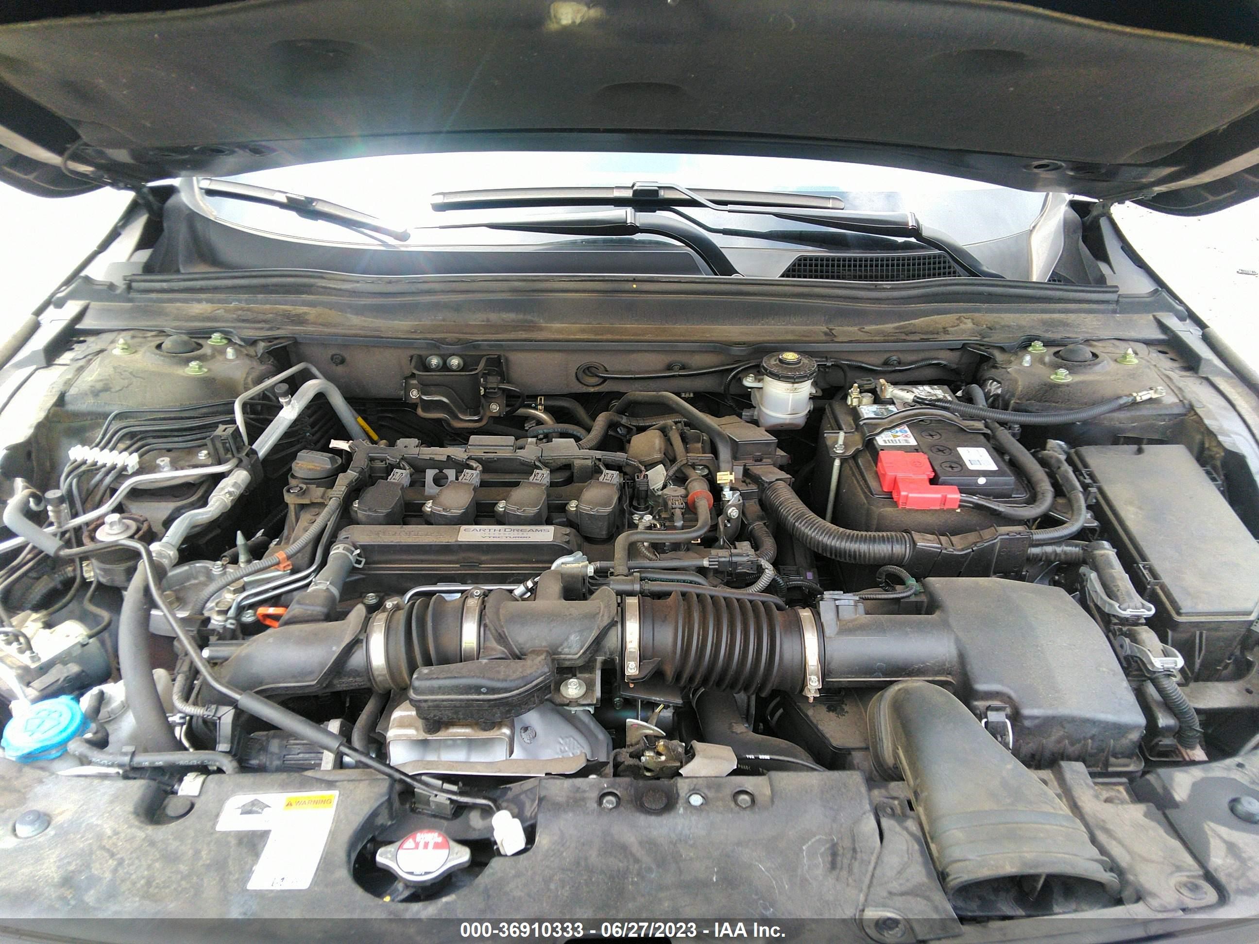 Photo 9 VIN: 1HGCV1F32JA265439 - HONDA ACCORD 