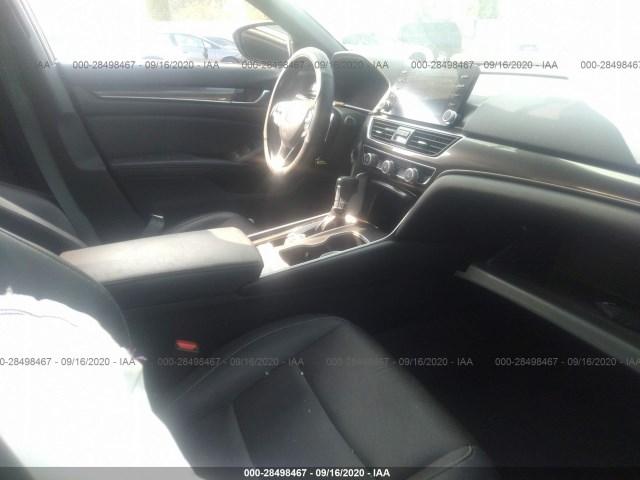 Photo 4 VIN: 1HGCV1F32JA269054 - HONDA ACCORD SEDAN 