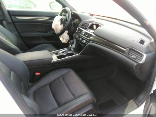 Photo 4 VIN: 1HGCV1F32KA007147 - HONDA ACCORD SEDAN 