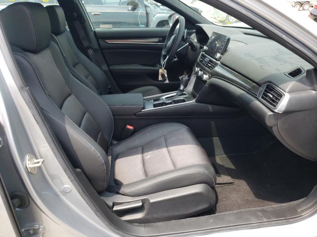 Photo 4 VIN: 1HGCV1F32KA097397 - HONDA ACCORD SPO 