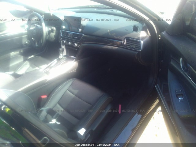 Photo 4 VIN: 1HGCV1F32KA115543 - HONDA ACCORD SEDAN 