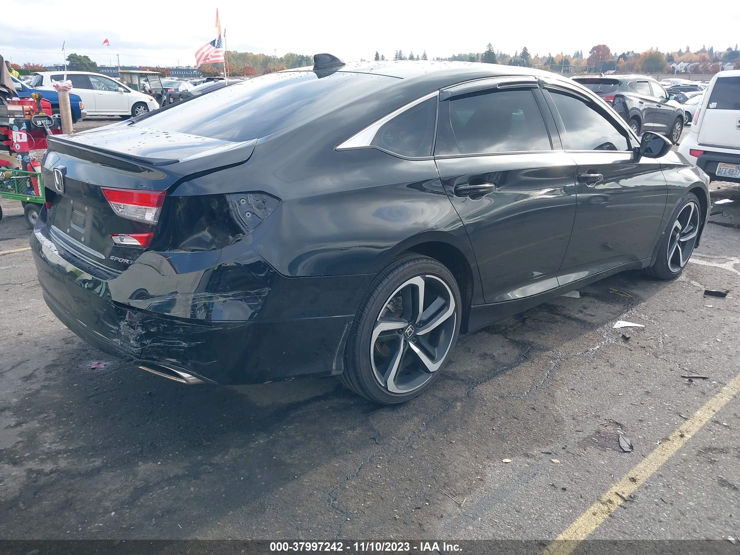 Photo 3 VIN: 1HGCV1F32LA084652 - HONDA ACCORD 