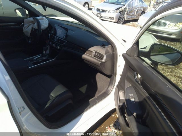 Photo 4 VIN: 1HGCV1F32LA138984 - HONDA ACCORD SEDAN 