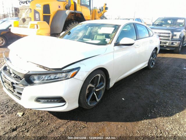 Photo 1 VIN: 1HGCV1F32LA141674 - HONDA ACCORD 