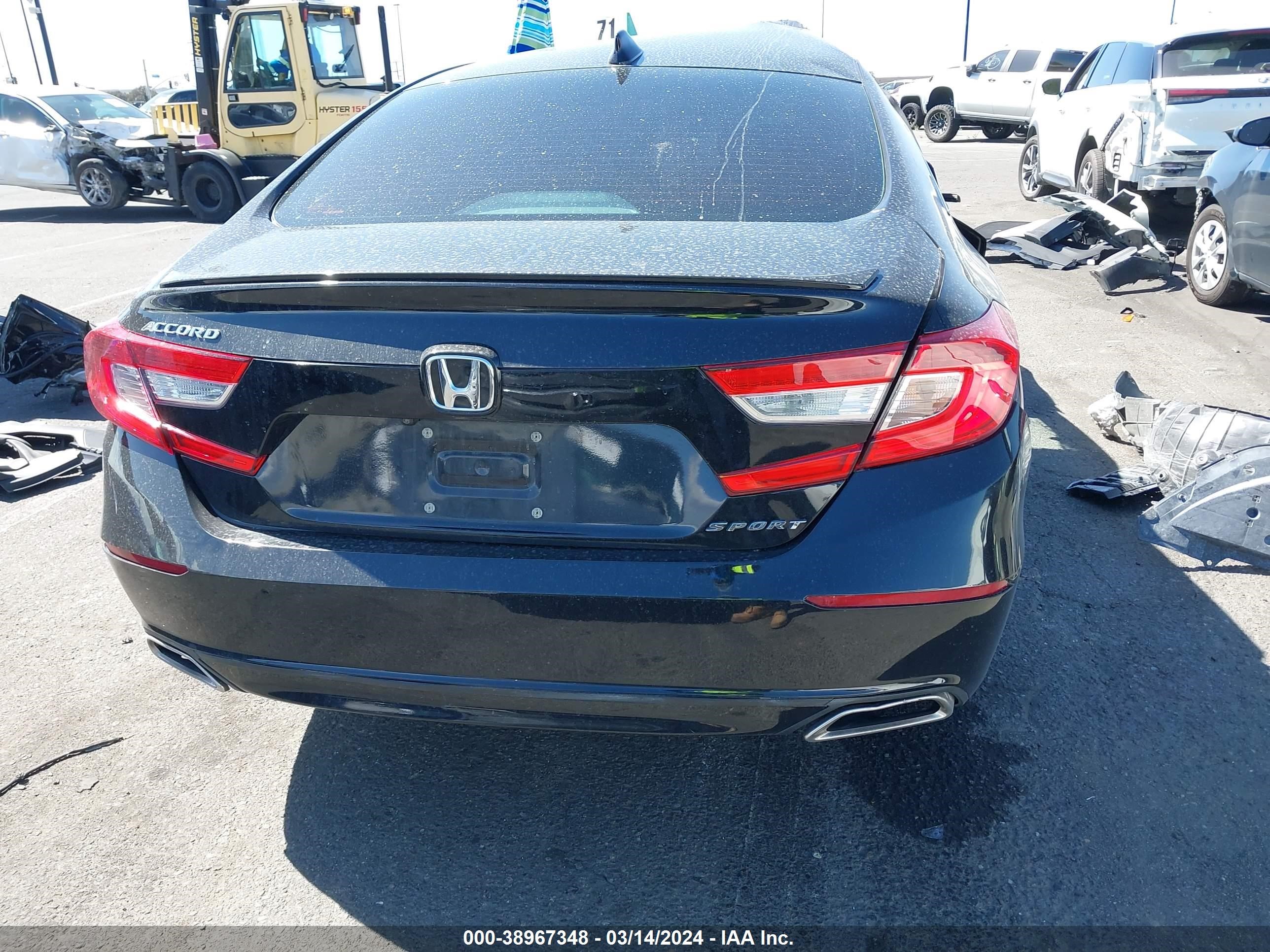 Photo 16 VIN: 1HGCV1F32MA044492 - HONDA ACCORD 