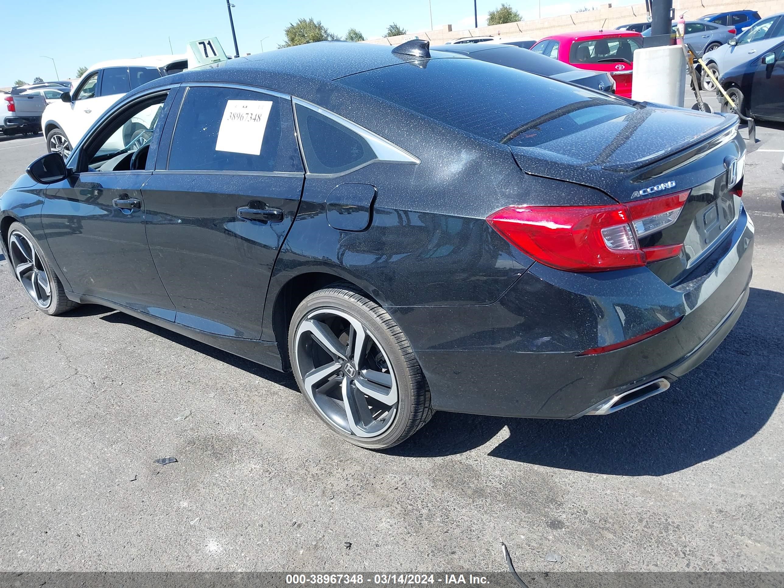 Photo 2 VIN: 1HGCV1F32MA044492 - HONDA ACCORD 