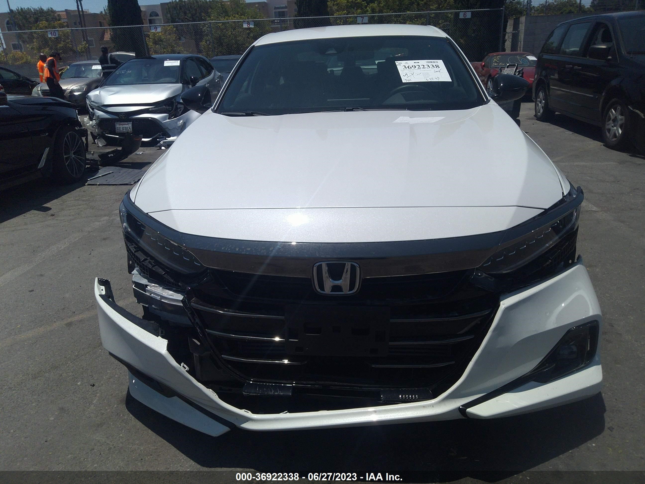 Photo 12 VIN: 1HGCV1F32NA078823 - HONDA ACCORD 