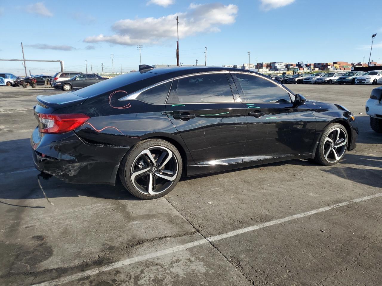 Photo 2 VIN: 1HGCV1F32NA113697 - HONDA ACCORD 