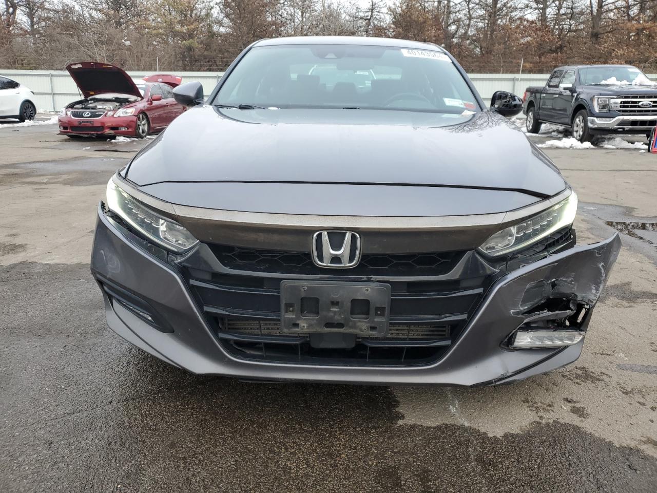 Photo 4 VIN: 1HGCV1F33JA018009 - HONDA ACCORD 