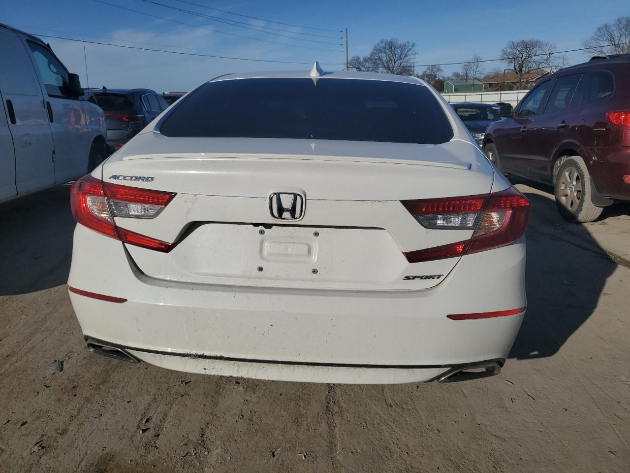 Photo 5 VIN: 1HGCV1F33JA020178 - HONDA ACCORD 