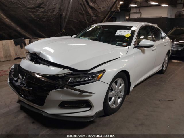 Photo 1 VIN: 1HGCV1F33JA060065 - HONDA ACCORD 