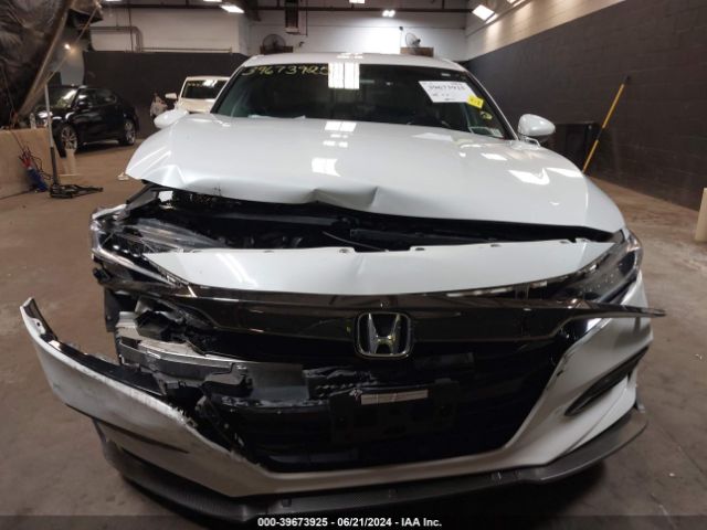 Photo 5 VIN: 1HGCV1F33JA060065 - HONDA ACCORD 