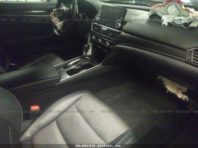 Photo 4 VIN: 1HGCV1F33JA112729 - HONDA ACCORD SEDAN 