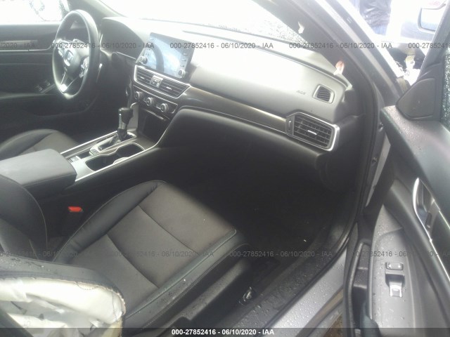 Photo 4 VIN: 1HGCV1F33JA158951 - HONDA ACCORD SEDAN 