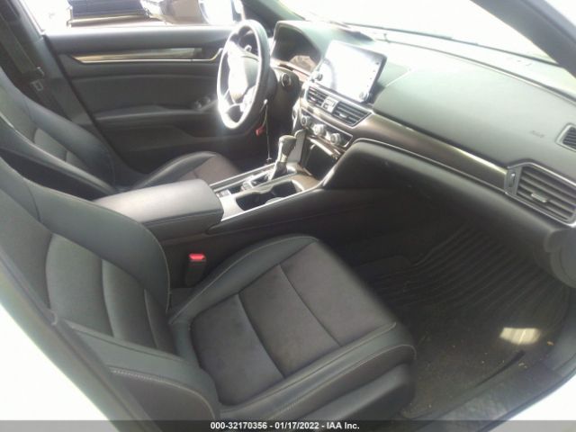 Photo 4 VIN: 1HGCV1F33JA237259 - HONDA ACCORD SEDAN 