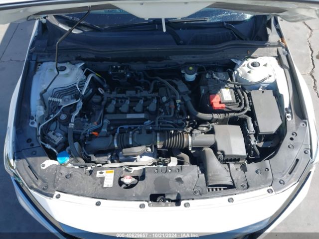 Photo 9 VIN: 1HGCV1F33KA070452 - HONDA ACCORD 