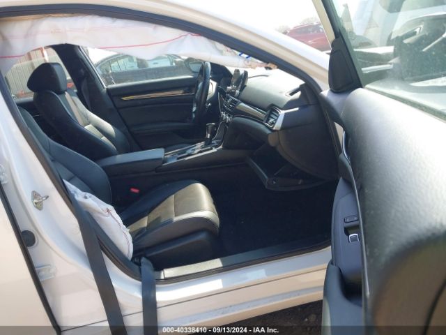 Photo 4 VIN: 1HGCV1F33KA139365 - HONDA ACCORD 