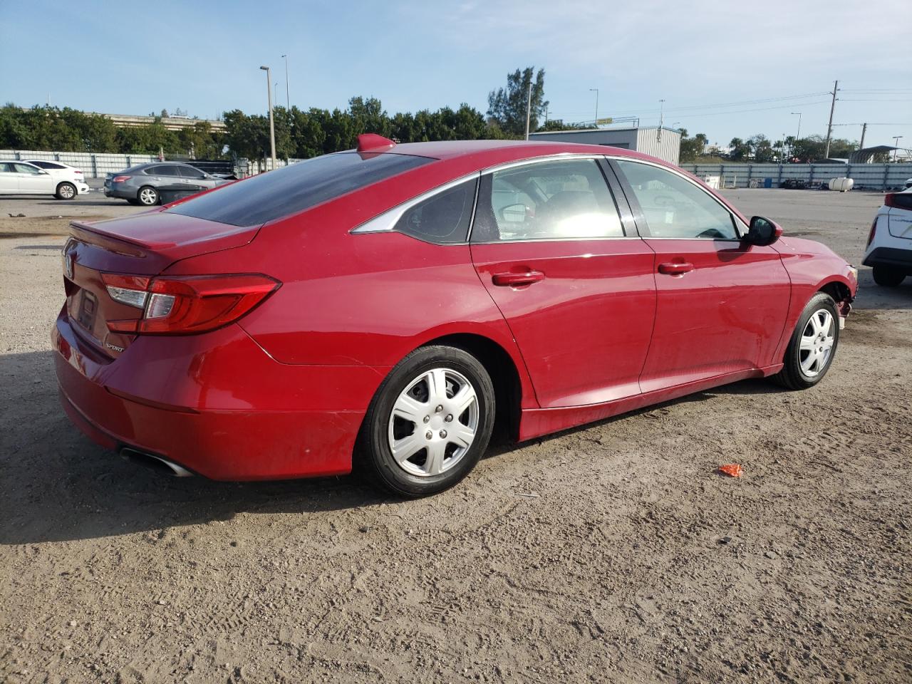 Photo 2 VIN: 1HGCV1F33KA144372 - HONDA ACCORD 