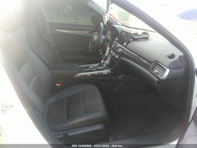 Photo 4 VIN: 1HGCV1F33KA159535 - HONDA ACCORD SEDAN 