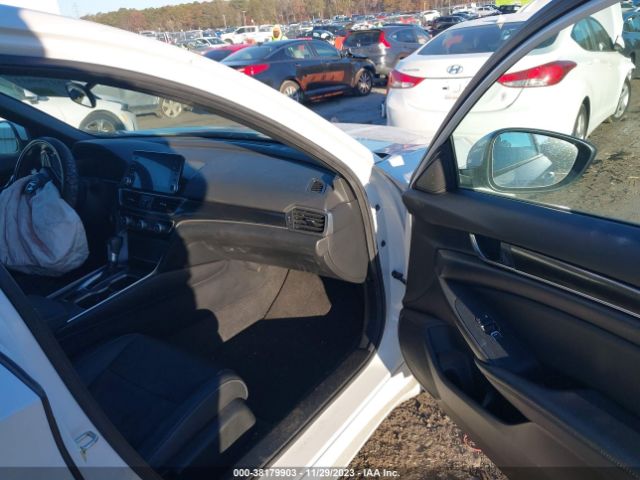 Photo 4 VIN: 1HGCV1F33LA047691 - HONDA ACCORD 