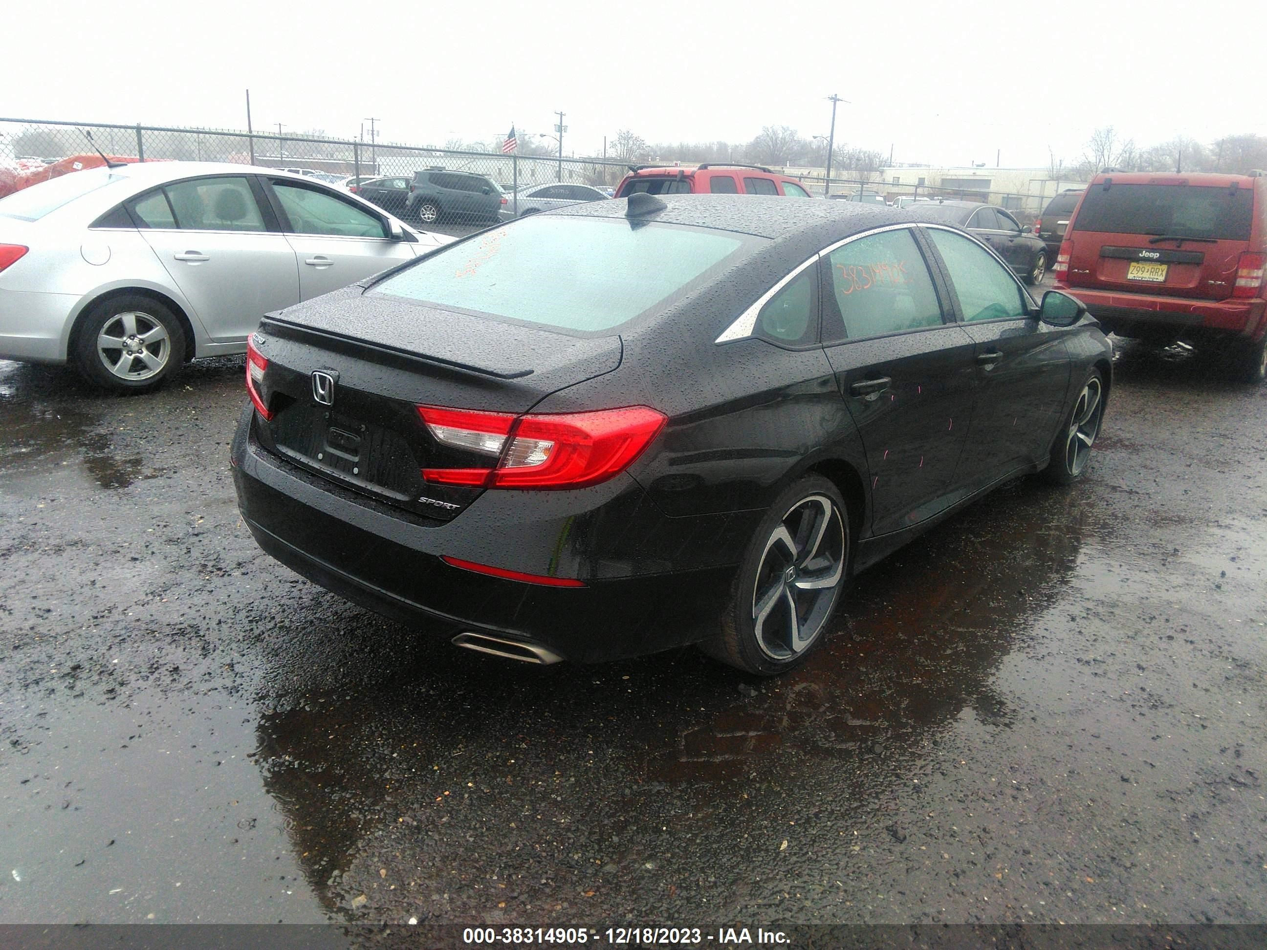 Photo 3 VIN: 1HGCV1F33MA044517 - HONDA ACCORD 