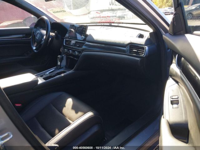 Photo 4 VIN: 1HGCV1F33NA001099 - HONDA ACCORD 