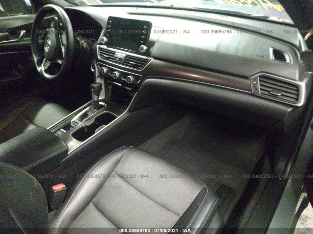 Photo 4 VIN: 1HGCV1F34JA071267 - HONDA ACCORD SEDAN 