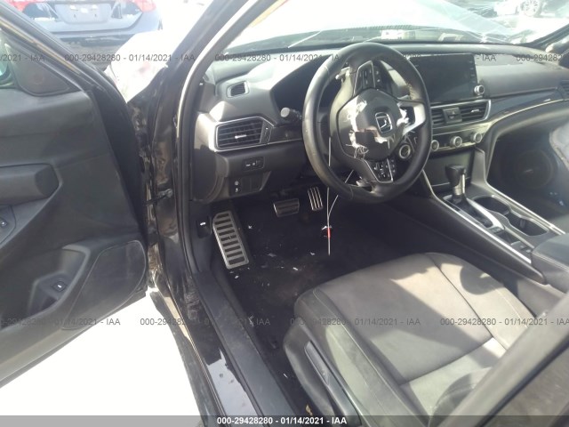 Photo 4 VIN: 1HGCV1F34JA078302 - HONDA ACCORD SEDAN 