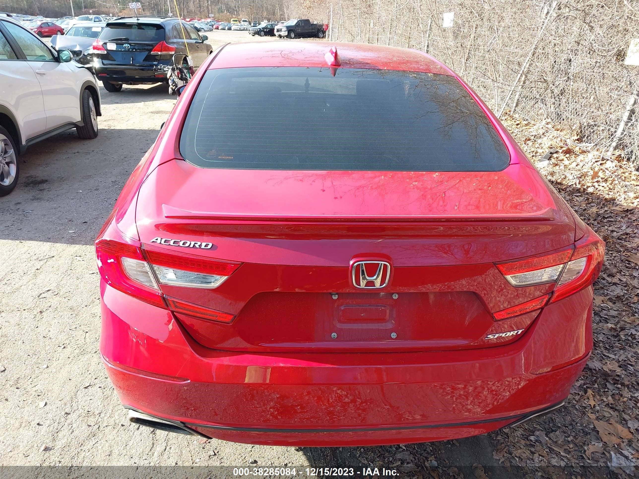 Photo 15 VIN: 1HGCV1F34JA082818 - HONDA ACCORD 