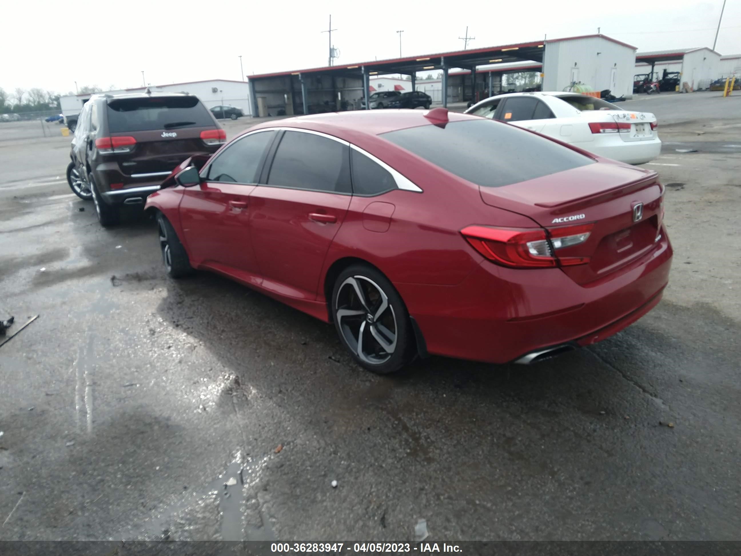 Photo 2 VIN: 1HGCV1F34JA248982 - HONDA ACCORD 