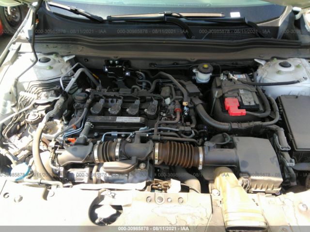 Photo 9 VIN: 1HGCV1F34JA262087 - HONDA ACCORD SEDAN 