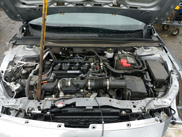 Photo 6 VIN: 1HGCV1F34KA046113 - HONDA ACCORD SEDAN 