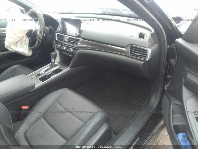 Photo 4 VIN: 1HGCV1F34KA073019 - HONDA ACCORD SEDAN 