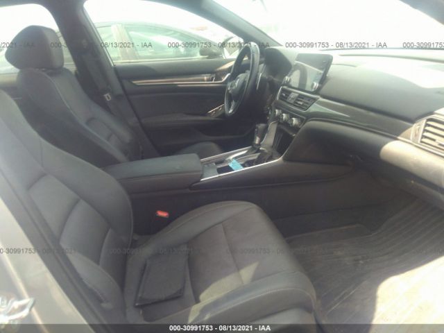 Photo 4 VIN: 1HGCV1F34KA177526 - HONDA ACCORD SEDAN 