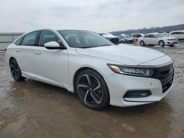 Photo 3 VIN: 1HGCV1F34LA121216 - HONDA ACCORD 