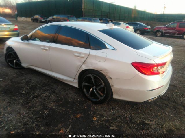 Photo 2 VIN: 1HGCV1F34LA150733 - HONDA ACCORD 