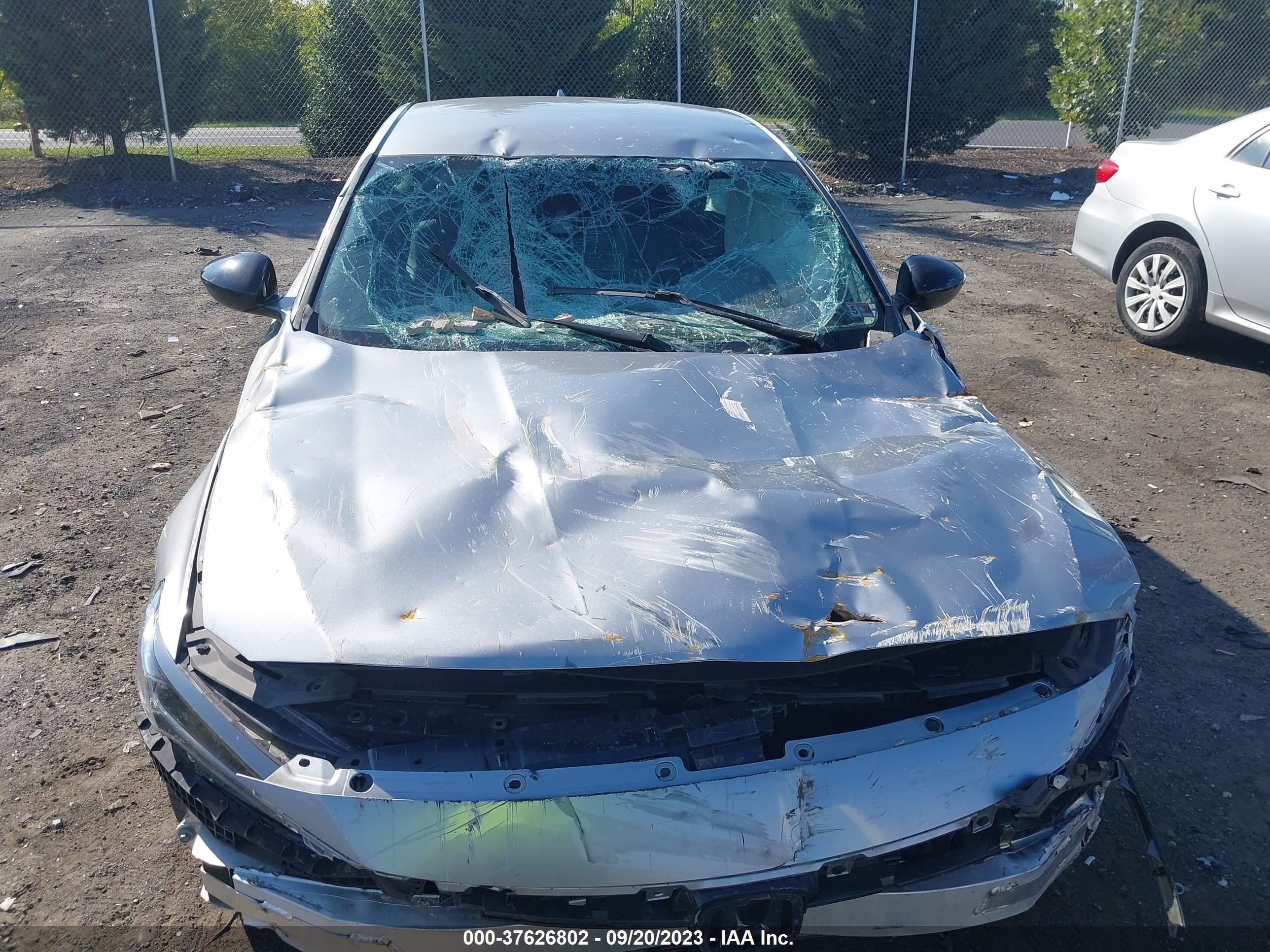 Photo 5 VIN: 1HGCV1F34MA018296 - HONDA ACCORD 