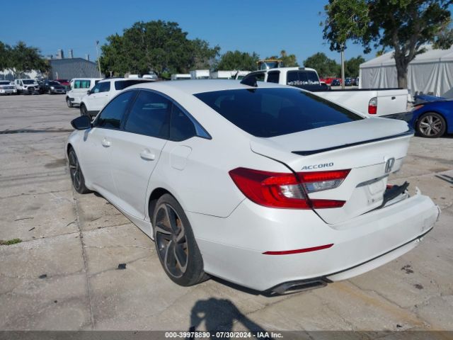 Photo 2 VIN: 1HGCV1F34MA052643 - HONDA ACCORD 