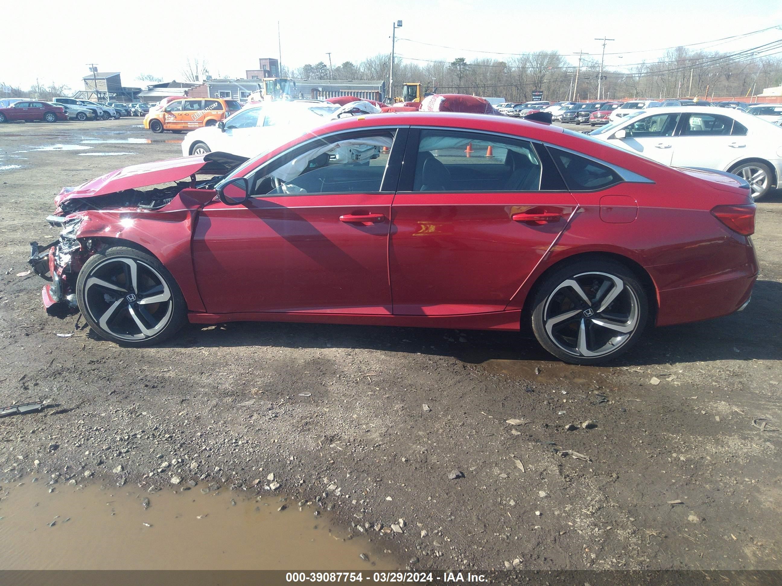 Photo 13 VIN: 1HGCV1F34MA101372 - HONDA ACCORD 