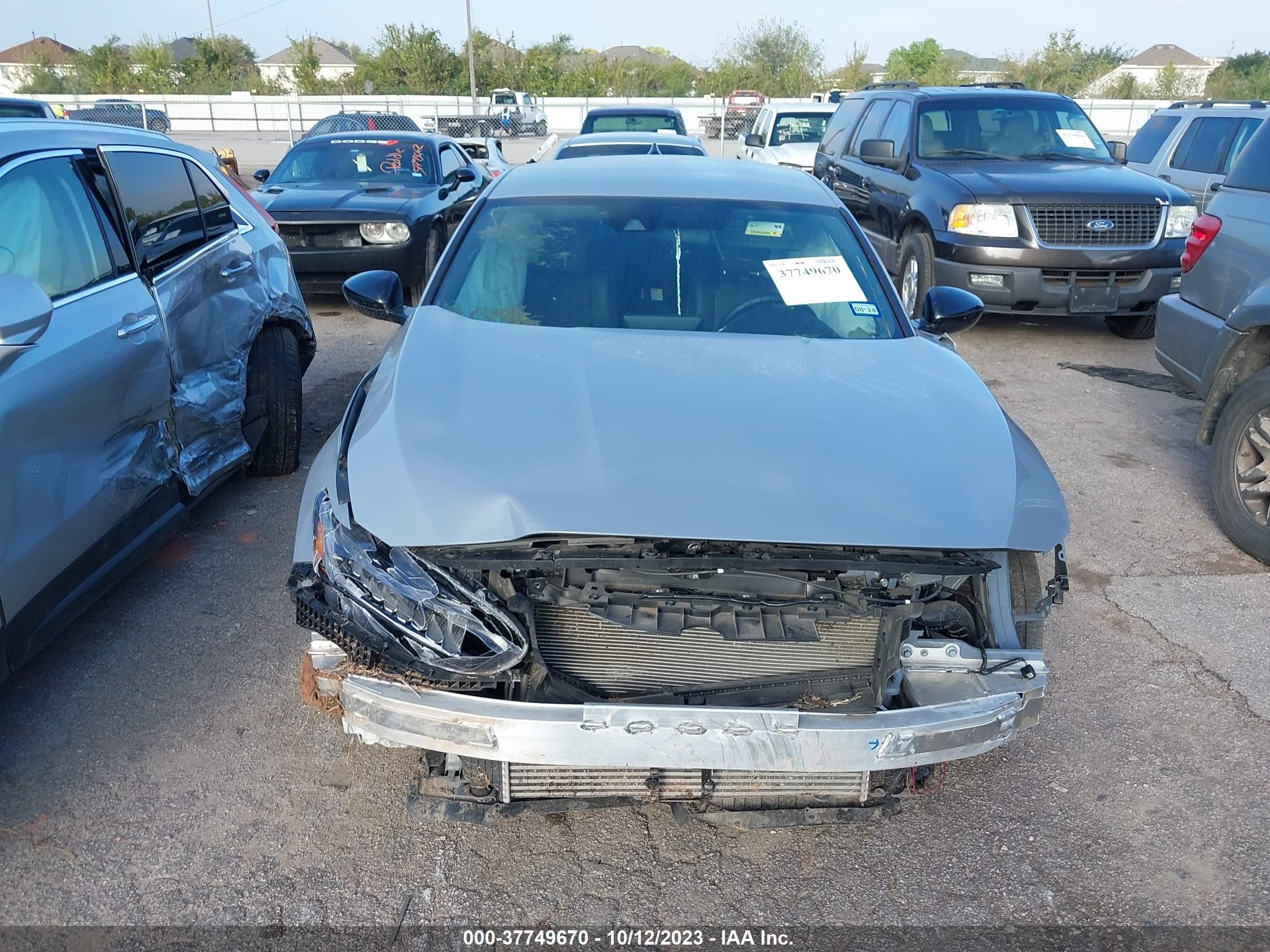 Photo 10 VIN: 1HGCV1F34NA069508 - HONDA ACCORD 